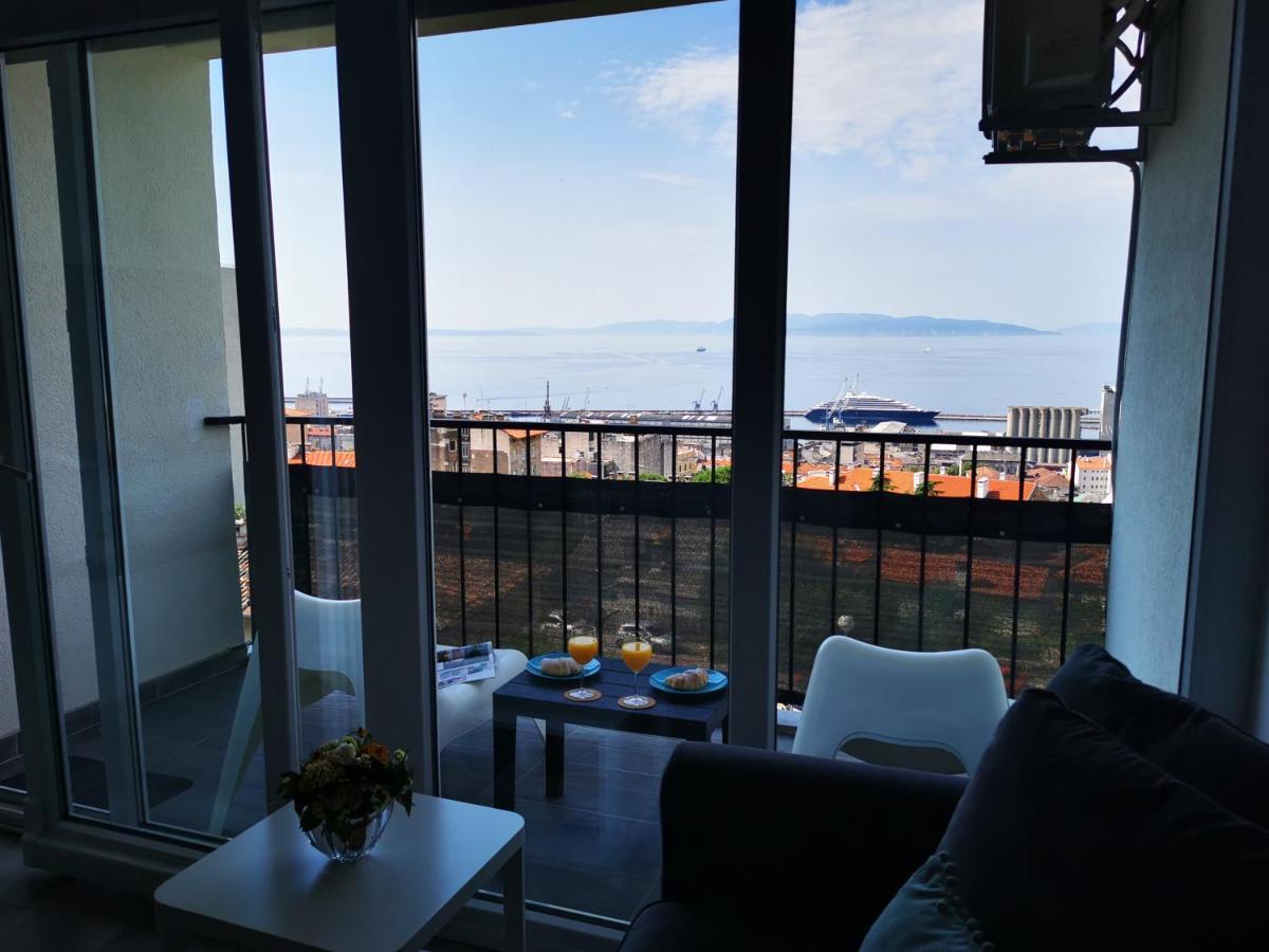 Leelee Apartment Rijeka Exterior photo